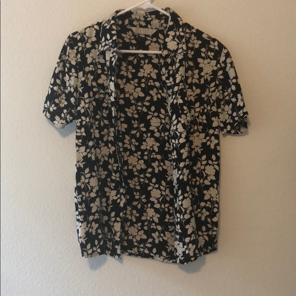 Floral Patterned Button Up